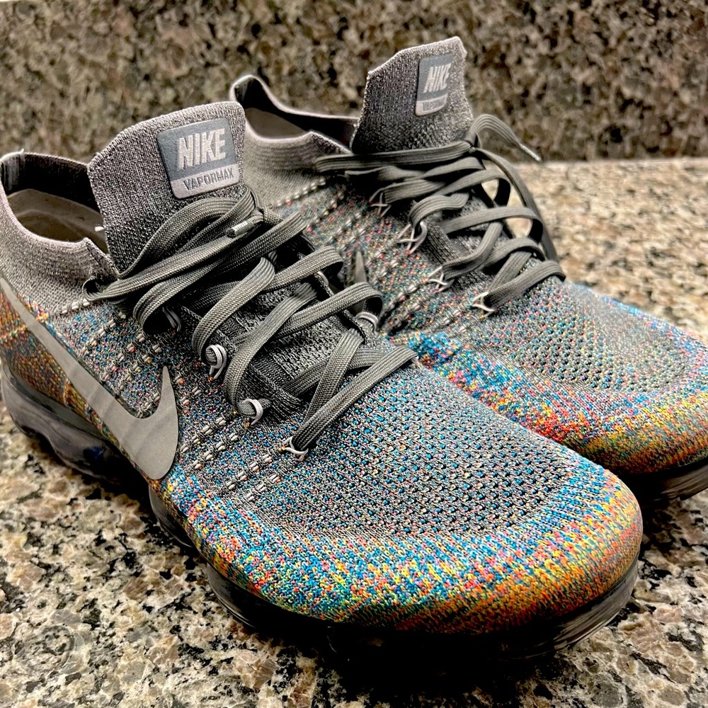 Nike Airmax Sz 12 fruity pebbles Gray
